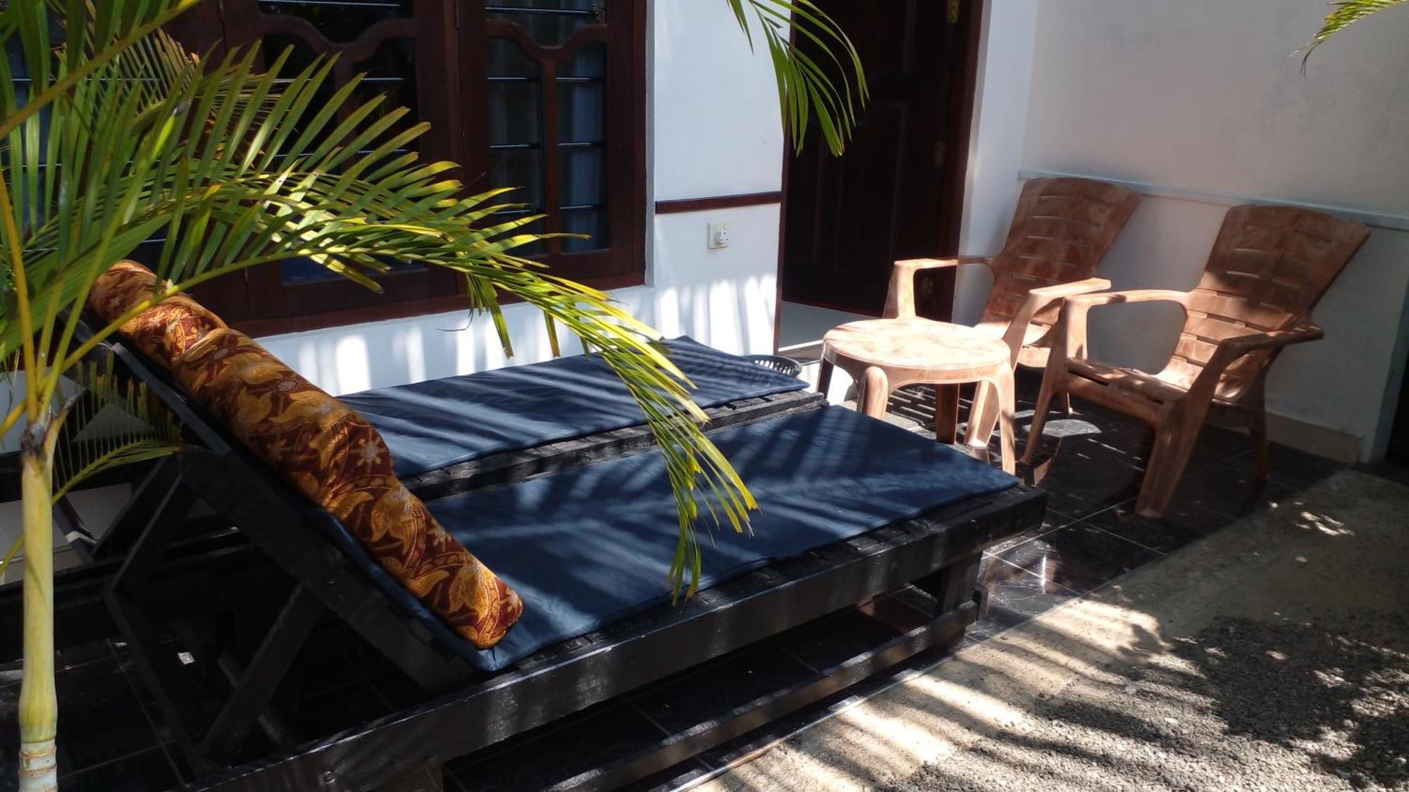 Seadina Coral Home Matara Room photo